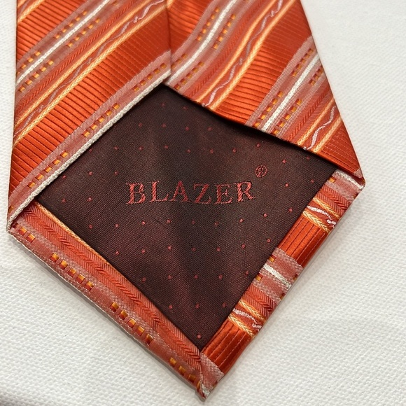 Blazer Made in Italy Men's 100% Silk Classic Tie - Picture 4 of 8